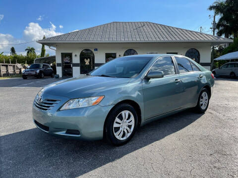 2009 Toyota Camry for sale at Supreme Motor Sports in North Fort Myers FL