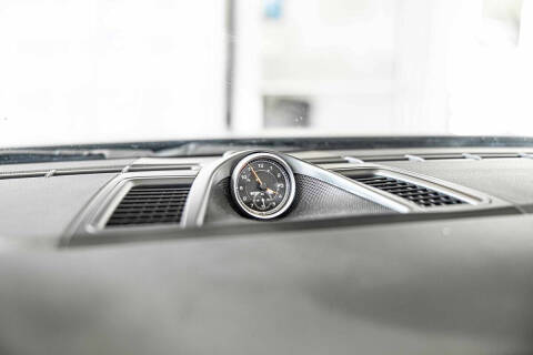 2016 Porsche Panamera 4 Edition