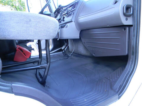 2015 Freightliner M2 106