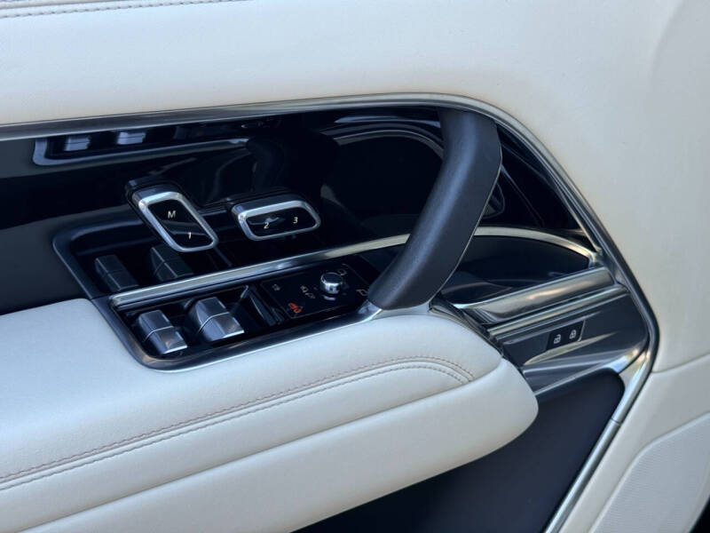 2023 Land Rover Range Rover P400 SE