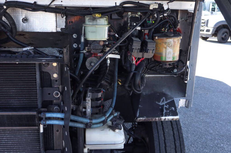 2020 Freightliner MT45 Chassis