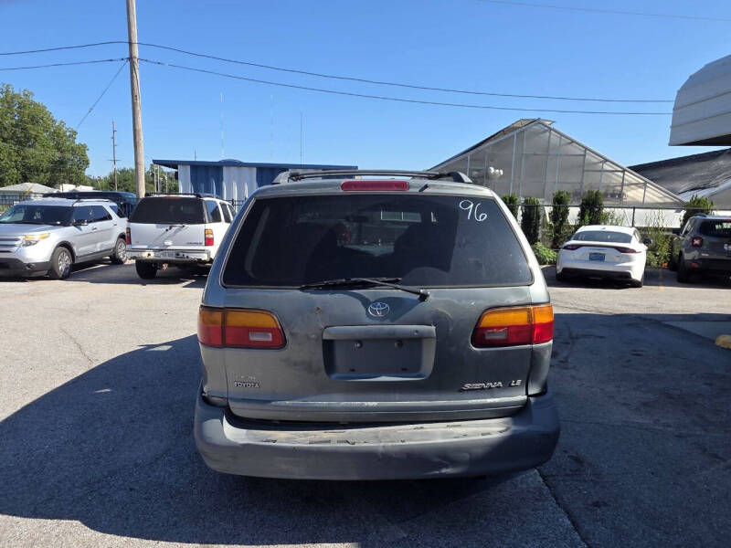2000 Toyota Sienna XLE