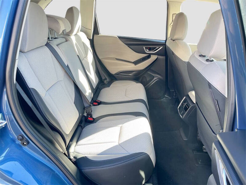 2024 Subaru Forester Premium