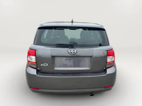 2013 Scion xD
