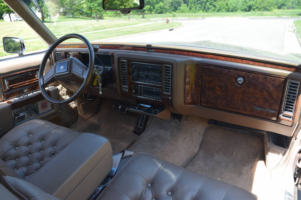 1991 Cadillac Brougham 185