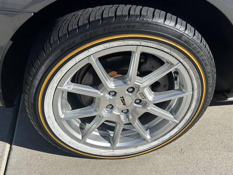 2003 Ford Thunderbird