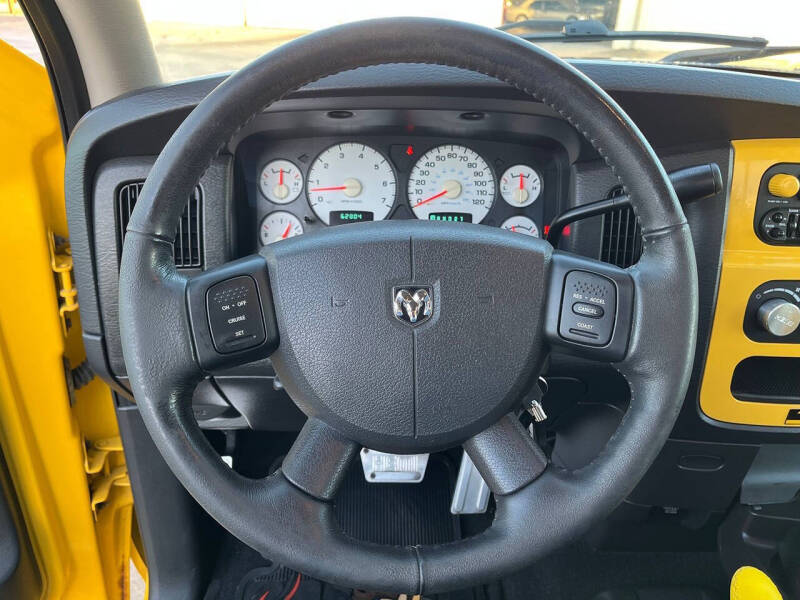 2004 Dodge Ram 1500 SLT