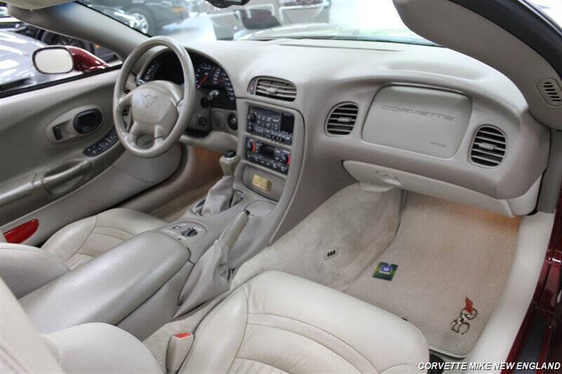 2003 Chevrolet Corvette 26