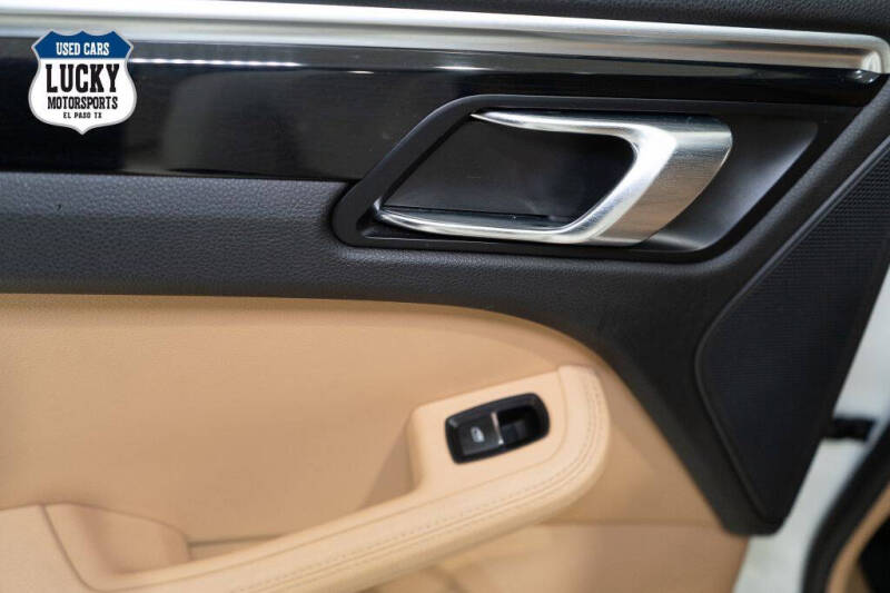 2018 Porsche Macan