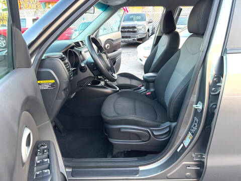 2019 Kia Soul +