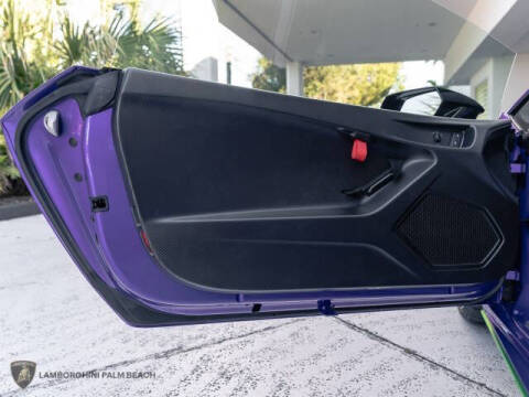 2024 Lamborghini Huracan STO