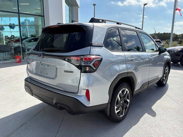 2025 Subaru Forester Premium Hybrid