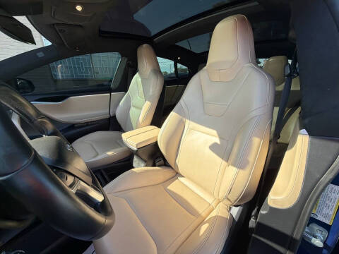 2016 Tesla Model S 75D