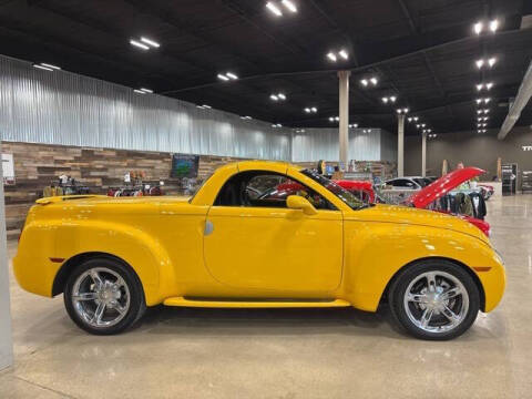 2004 Chevrolet SSR LS