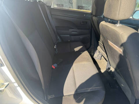 2012 Mitsubishi Outlander Sport ES