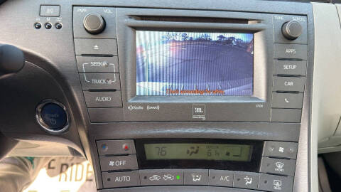 2012 Toyota Prius Two