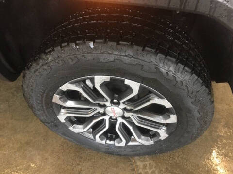 2025 GMC Canyon Denali