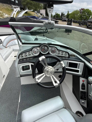 2014 MasterCraft X10