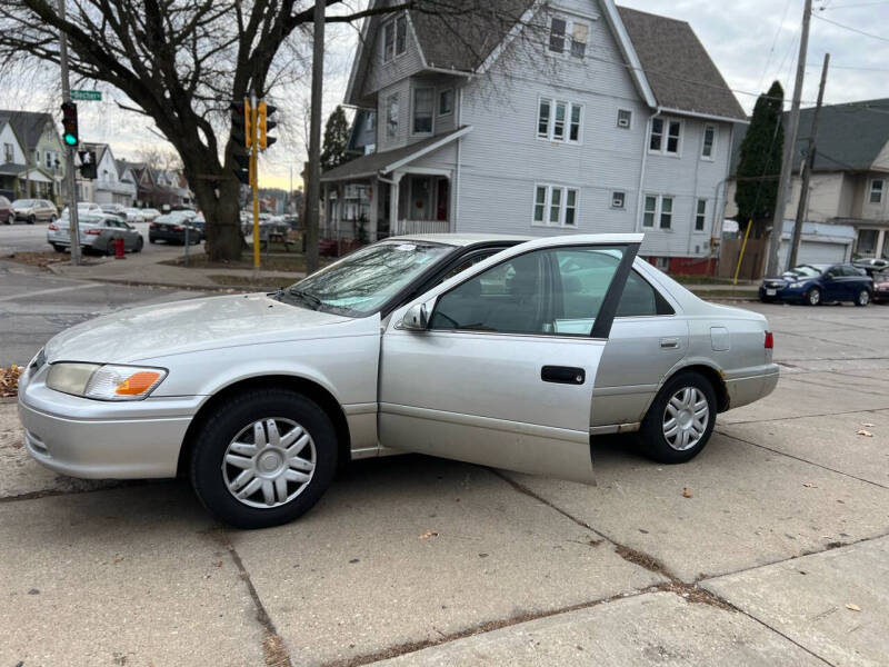 2000 Toyota Camry for sale at Bahrah Trading Company LLC in Milwaukee WI