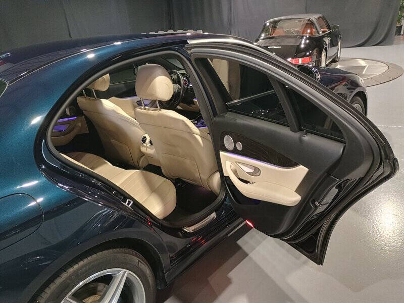 2017 Mercedes-Benz E-Class 72