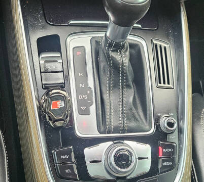 2015 Audi SQ5 3.0T quattro Prestige