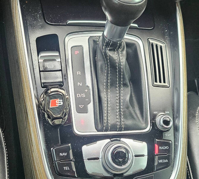 2015 Audi SQ5 3.0T quattro Prestige