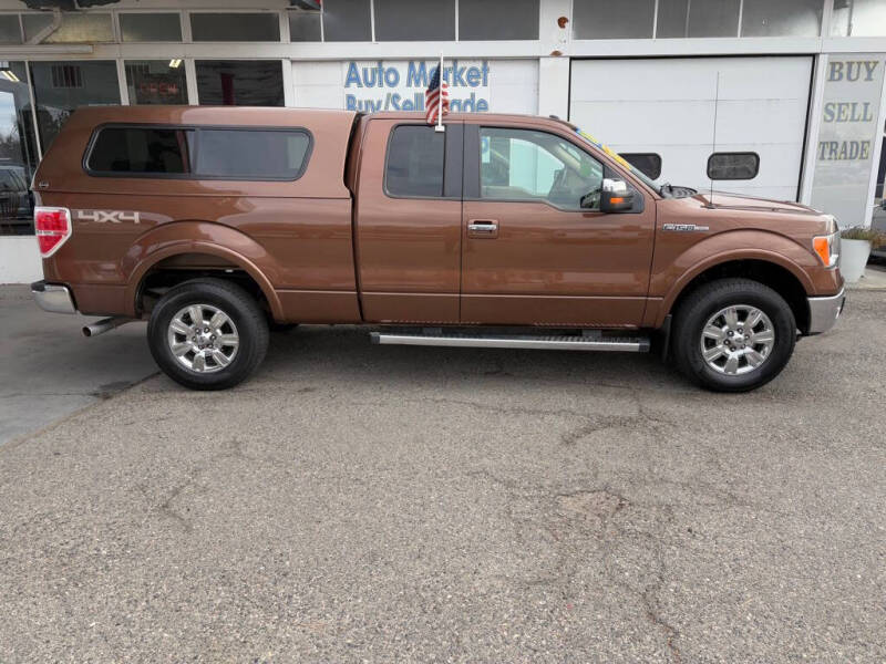 2011 Ford F-150 Lariat photo 2