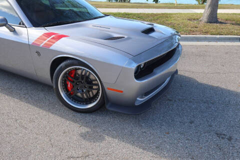 2015 Dodge Challenger SRT Hellcat