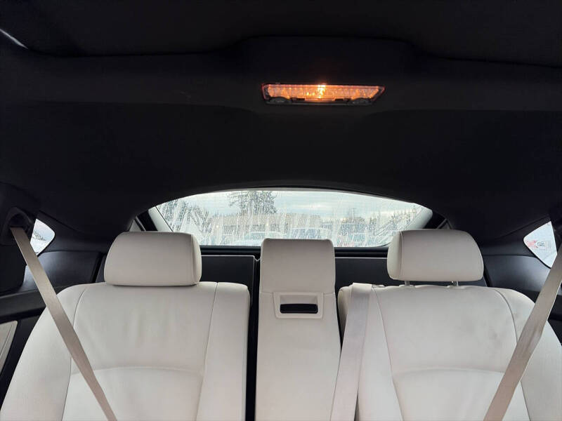 2012 BMW 5 Series 535i Gran Turismo