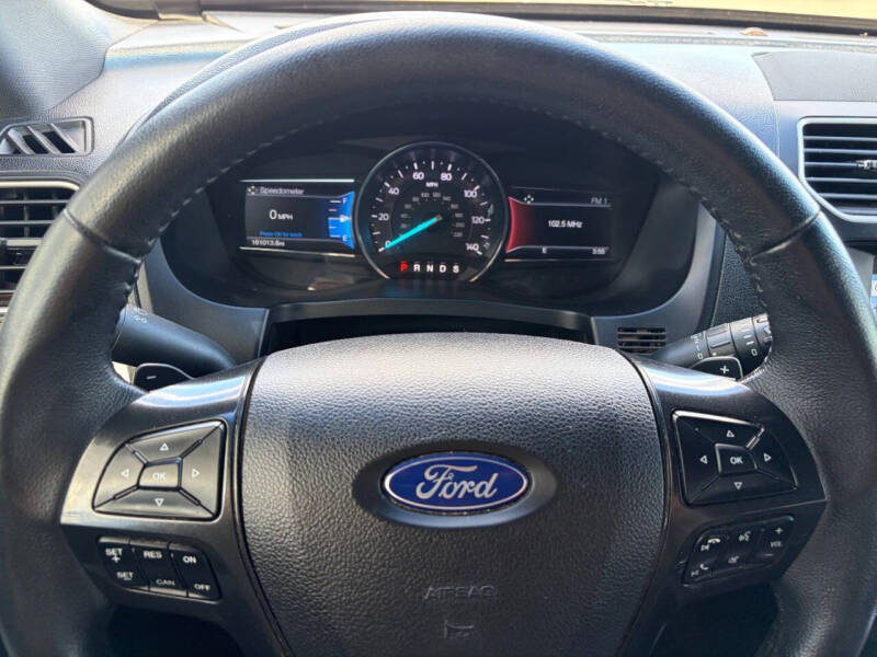 2017 Ford Explorer XLT