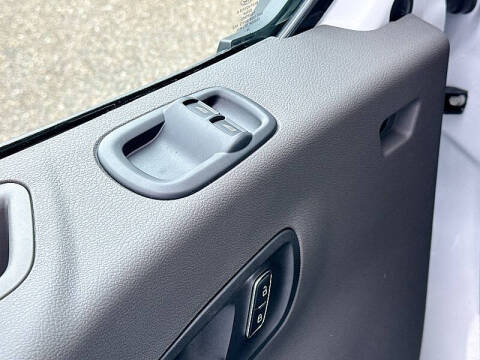 2025 Ford Transit 250