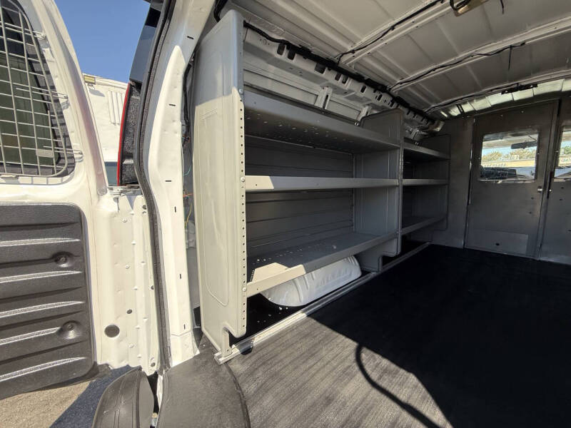 2019 GMC Savana 2500