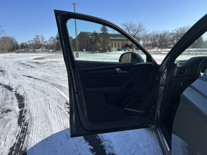 2023 Audi Q5 Sportback quattro S line Prem Plus 45 TFSI