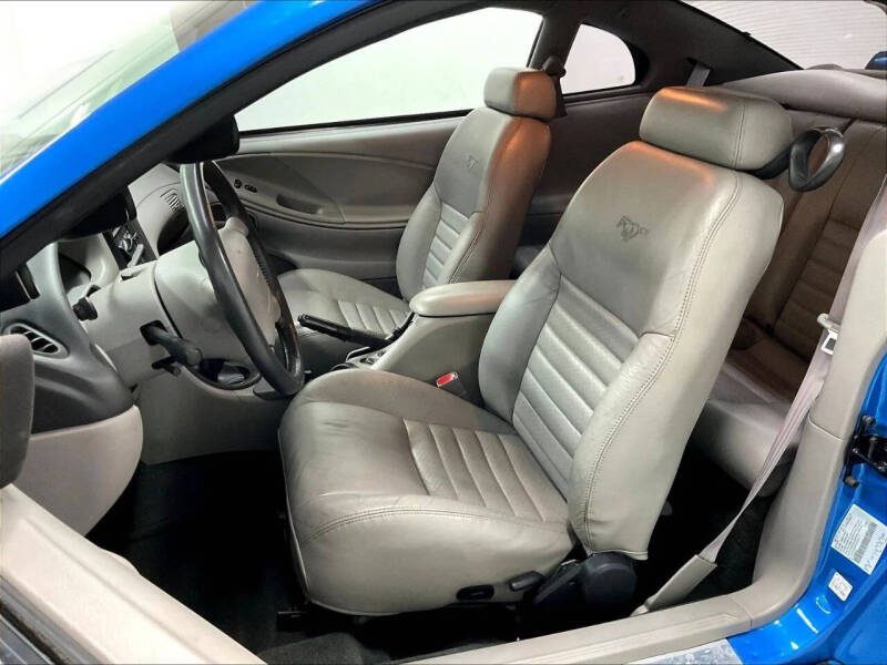 2000 Ford Mustang GT