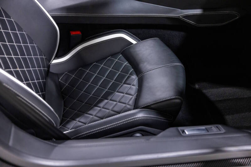 2019 Lamborghini Aventador LP 740-4 S