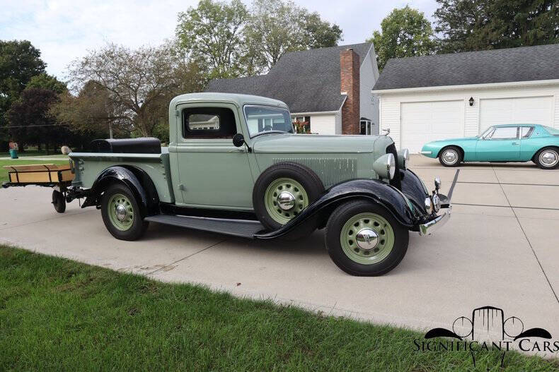 1933 Plymouth Model PC