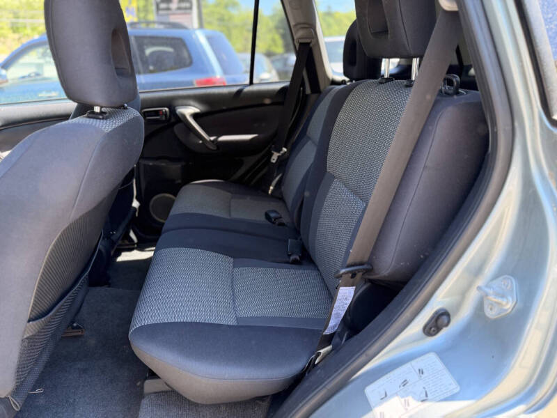 2005 Toyota RAV4