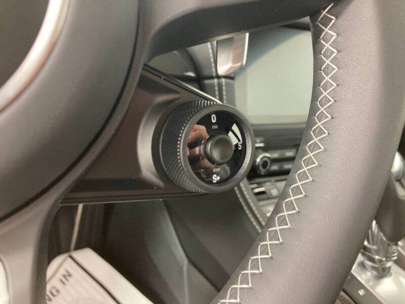 2025 Porsche 718 Cayman GTS 4.0