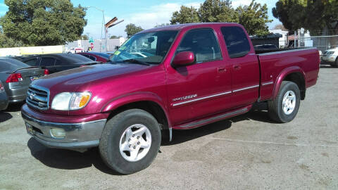 2001 Toyota Tundra for sale at Larry's Auto Sales Inc. in Fresno CA