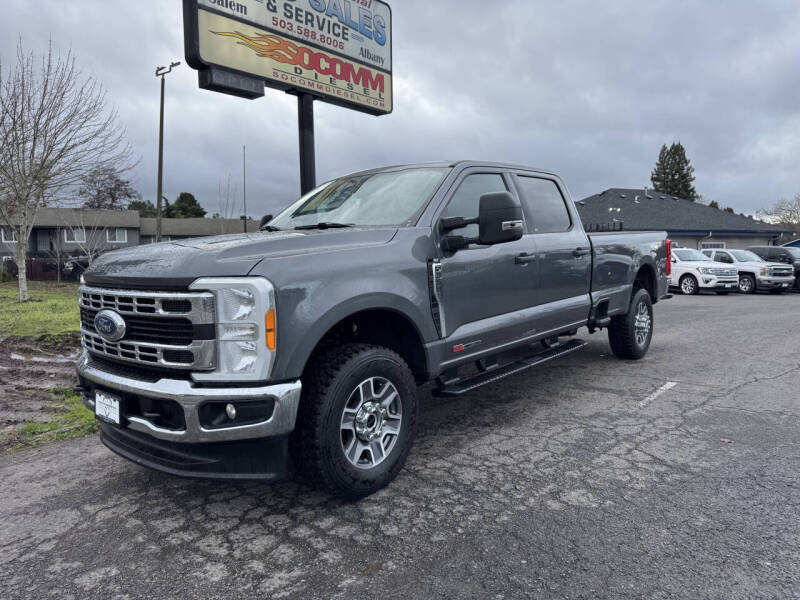 2023 Ford F-350 Super Duty XLT's photo