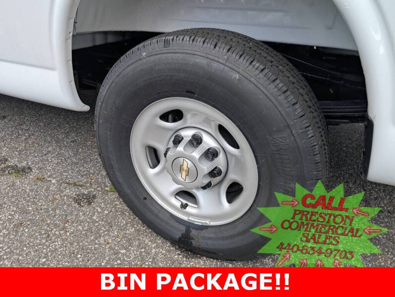 2025 Chevrolet Express 2500