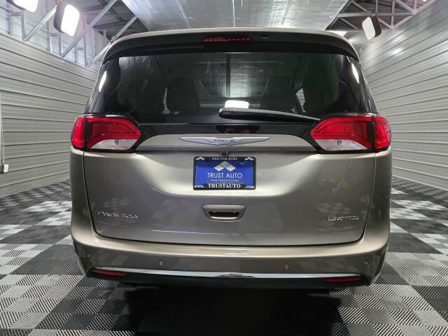 2017 Chrysler Pacifica Limited