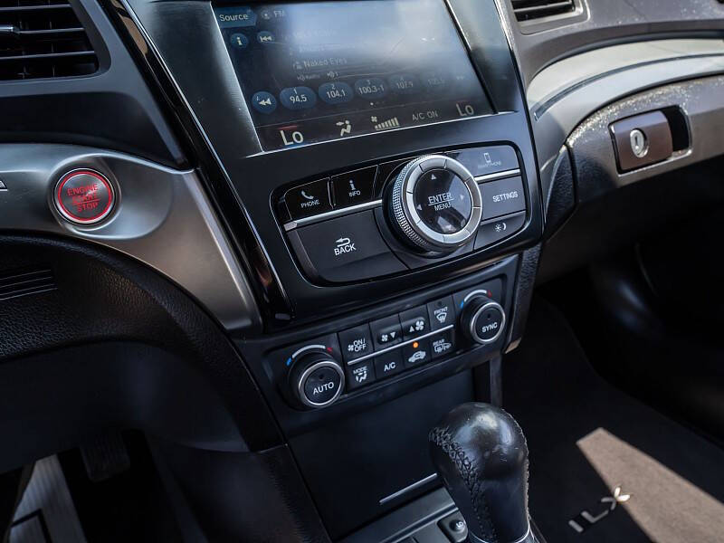2020 Acura ILX