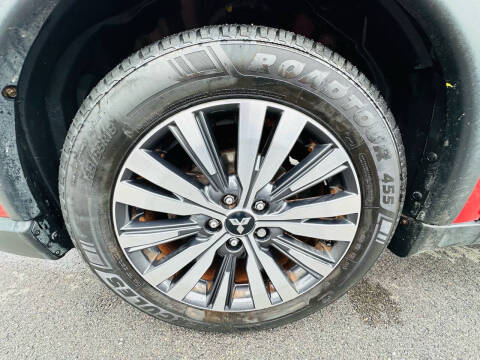 2019 Mitsubishi Outlander ES