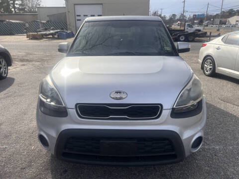 2013 Kia Soul +