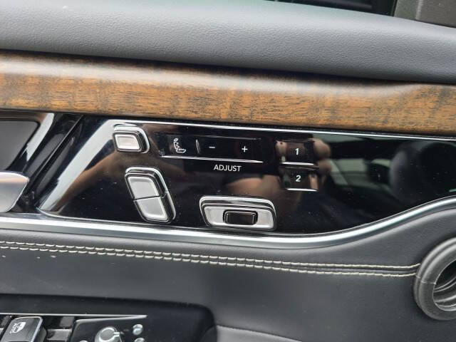 2022 Jeep Grand Wagoneer Series I