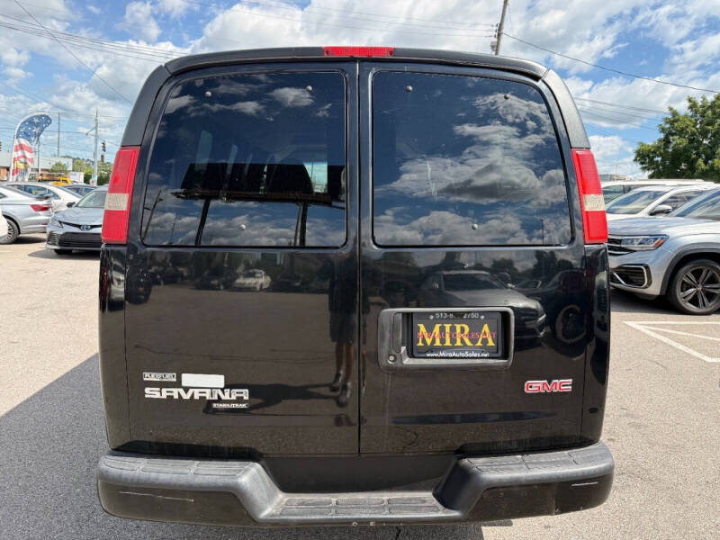 2010 GMC Savana LS 1500
