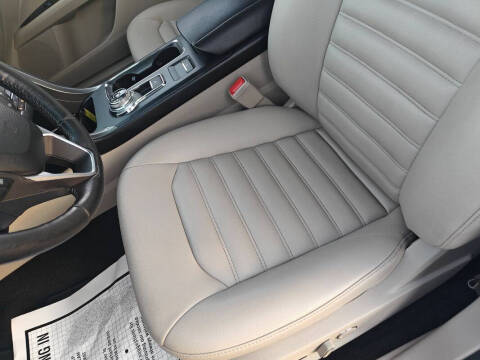 2019 Ford Fusion SEL