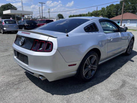 2013 Ford Mustang V6
