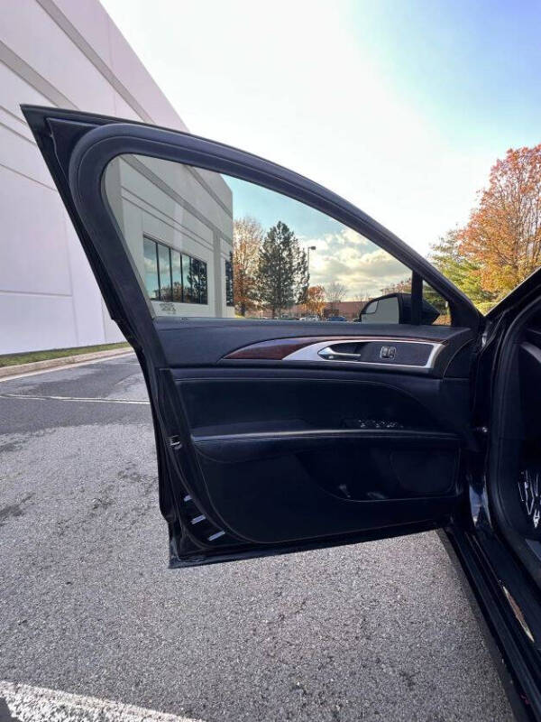 2017 Lincoln MKZ Select